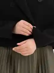 Черный женский укороченный пиджак