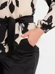 Белый женский костюм кофточка с брюками больших размеров
