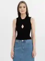 Черный топ женский с вырезом