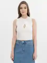 Белый топ женский с вырезом