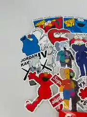 Стикеры наклейки "KAWS", 23 штуки