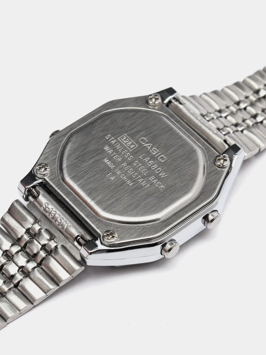 Наручные часы Casio LA-680WA-1B