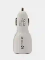 Белый автомобильное зарядное устройство 2 USB / Зарядка в прикуриватель для телефона