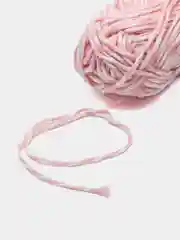 Пряжа Неоновая светящаяся в темноте розово-белый