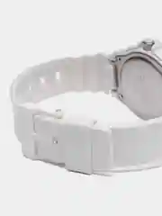 Наручные часы Casio LRW-200H-7E2