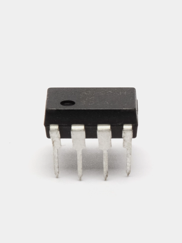 Микросхема LM301AN DIP-8
