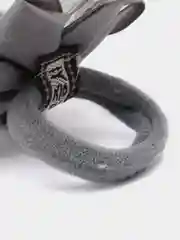 Серый бант на резинке длина 6 см