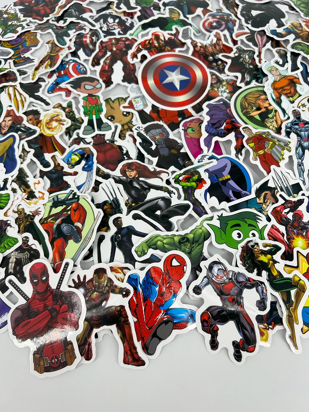 Стикеры наклейки Марвел супергерои "Marvel", 100 шт
