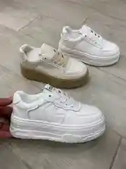 Бежевый женские кроссовки