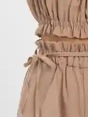 Бежевый костюм женский льняной