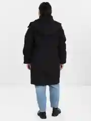 Куртка с накладными карманами, зимняя