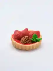 Мыло ручной работы "Большая тарталетка с клубникой и печеньем"