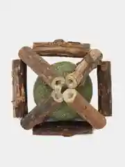 Игрушка для кошек натуральная с кошачьей мятой и палочками мататаби для чистки зубов