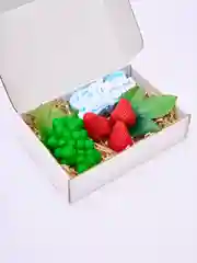 С днем рождения. Фрукты