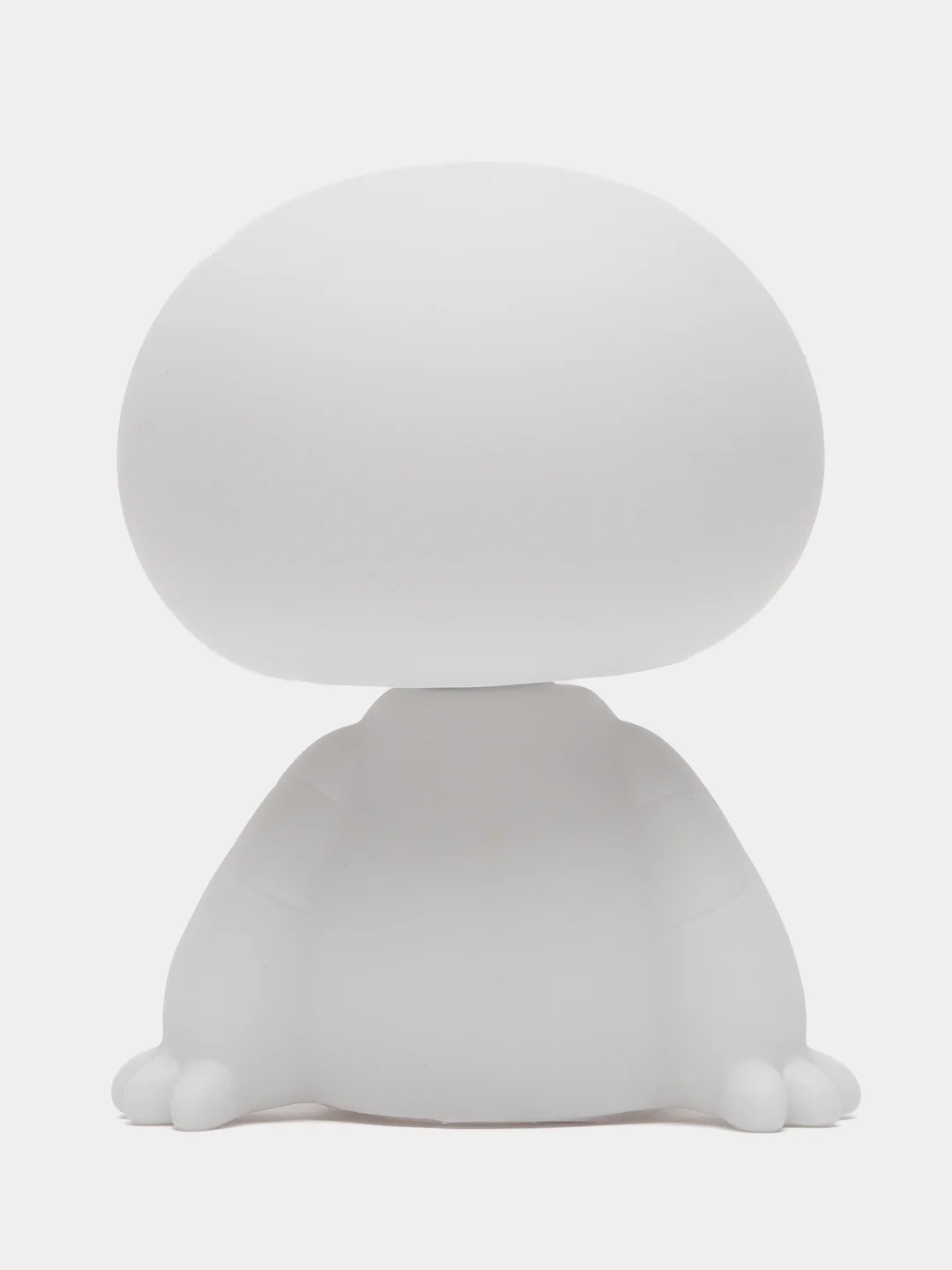 Белый игрушка на панель автомобиля Baymax