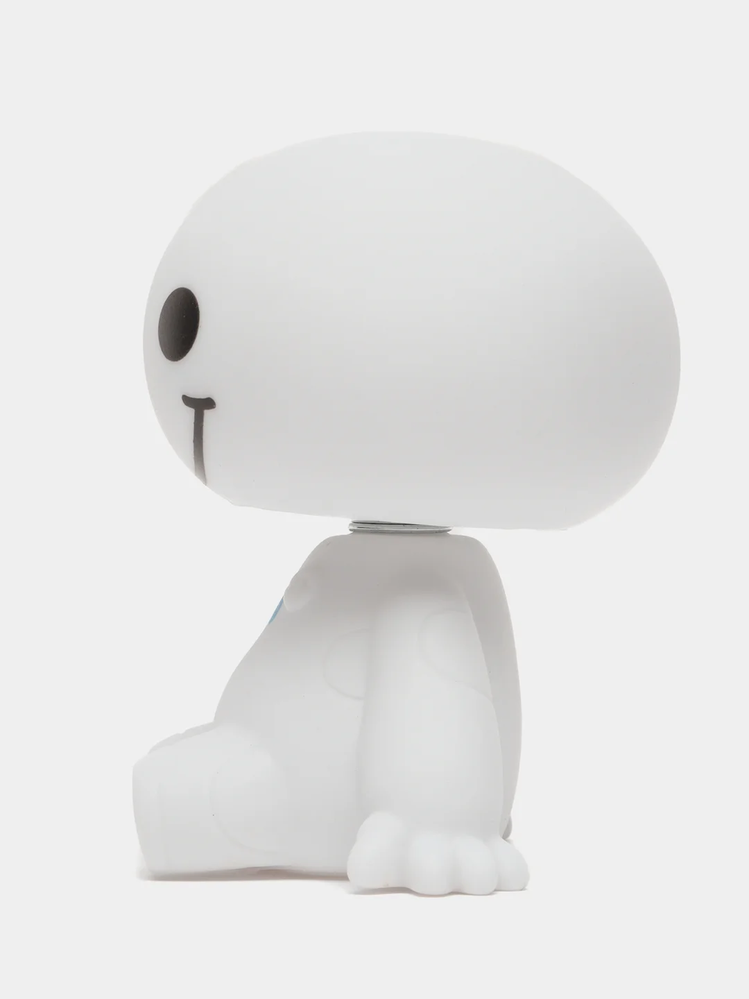 Белый игрушка на панель автомобиля Baymax