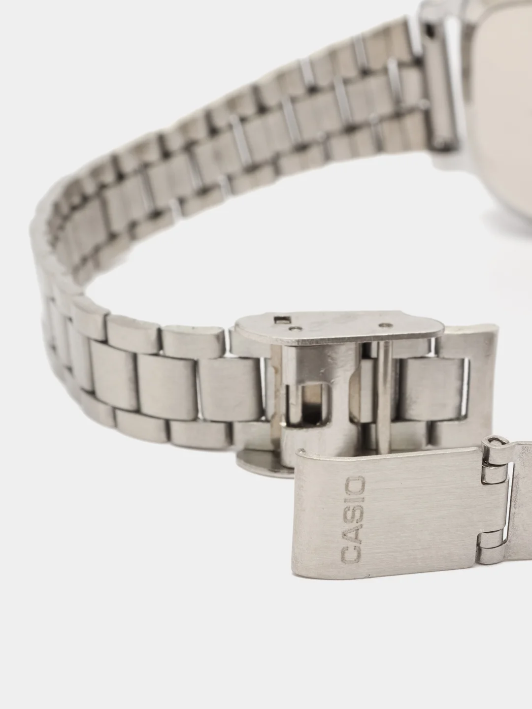 Серебряный часы Casio женские на браслете