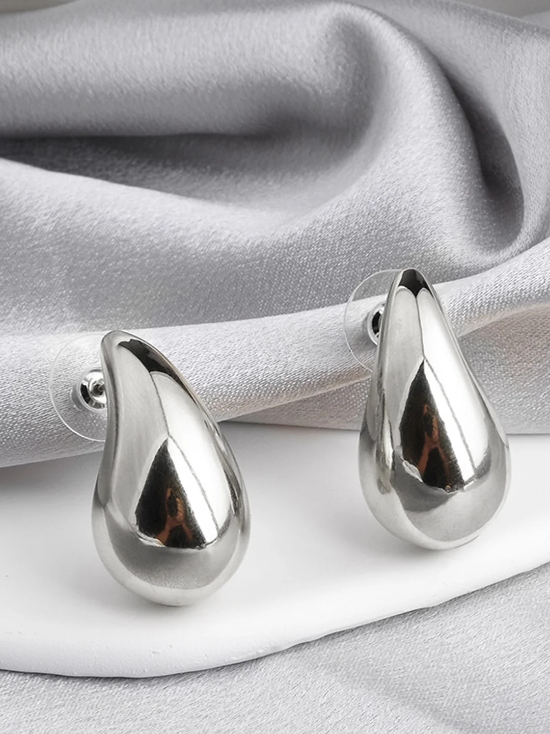 Серебряный женские серьги капли, сережки гвоздики капельки