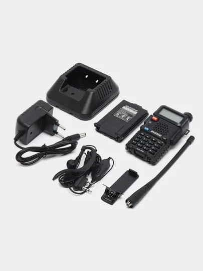 Черный рация Baofeng UV-5R с гарнитурой