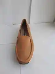 Коричневый мокасины женские