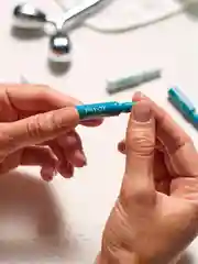 Прозрачный payot Lisse Сыворотка для лица ночная разглаживающая - курсовый уход (20 ампул х 1 мл)