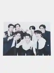 Желтый плакаты K-POP BTS