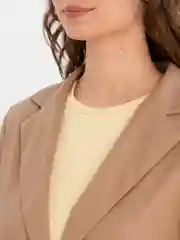 Карамельный пиджак женский oversize / Пиджак оверсайз офисный классический