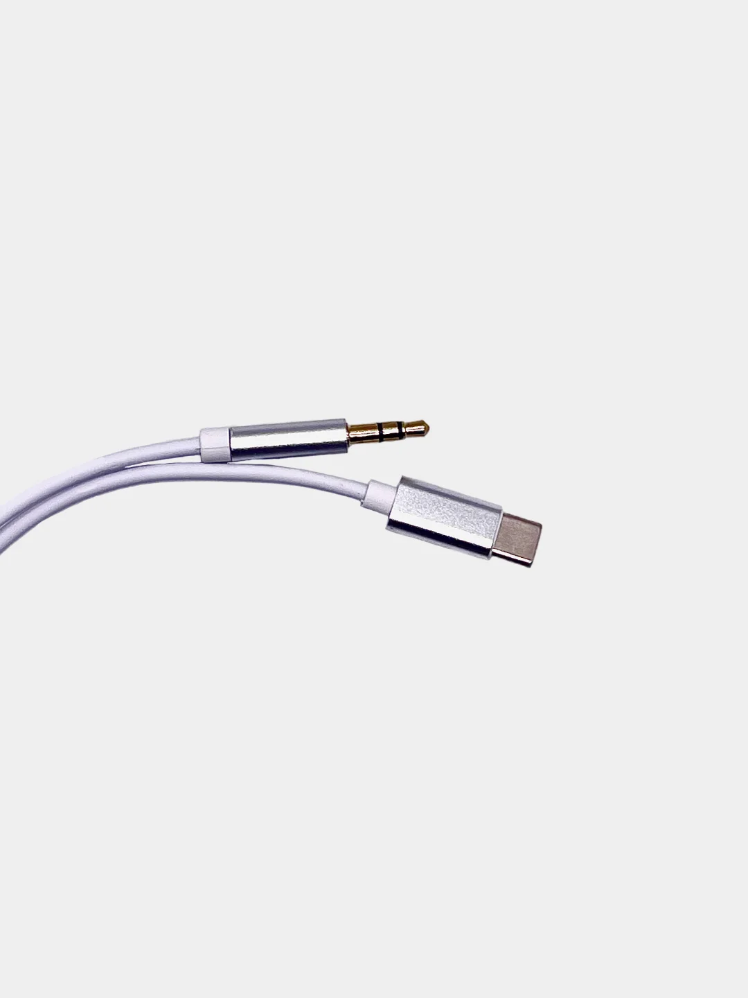 Белый кабель AUX - Type-c,  3,5 jack, 1 м, кабель в машину, для Андроид и Iphone 15/Pro/Max