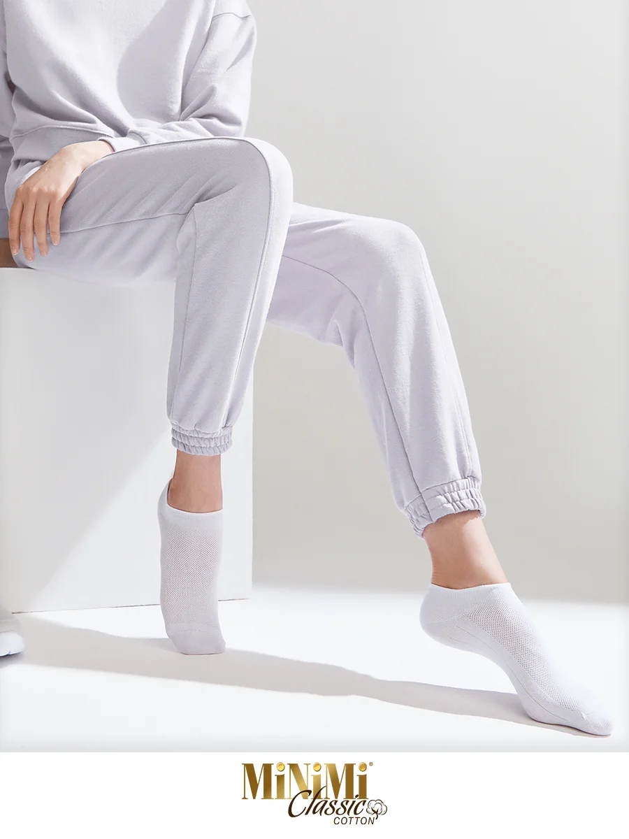 Белый носки женские MiNiMi COTONE 1101 короткие спортивные из хлопка набор 10 пар