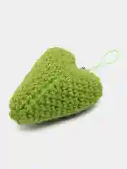 Салатовый брелок сердечко