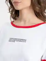 Бежевый шорты и футболка