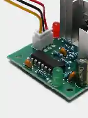 ШИМ регулятор скорости двигателя 10-30VDC 120W CCM2 с реверсом