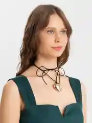 Золотой чокер бархатный на шнурке, женское украшение на шею кулон сердце