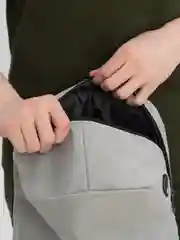Серый рюкзак мужской с USB шнуром