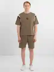 Бежевый костюм мужской, летний
