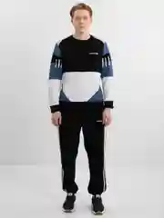 Синий спортивный костюм