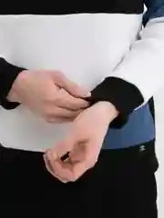 Бежевый спортивный костюм