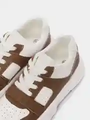Кроссовки женские