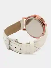 Белый женские наручные часы с матовым ремешком