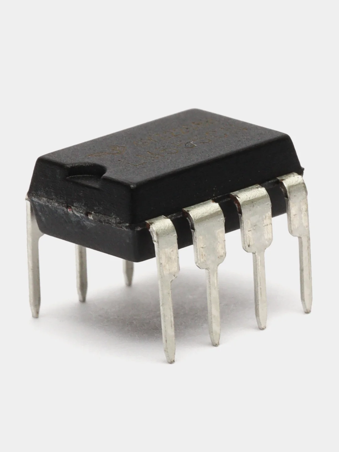 Микросхема LM555CN DIP-8
