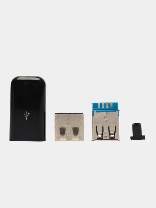 Гнездо USB3.0 в черном корпусе
