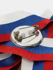 Алый брошь на выпускной, на праздник
