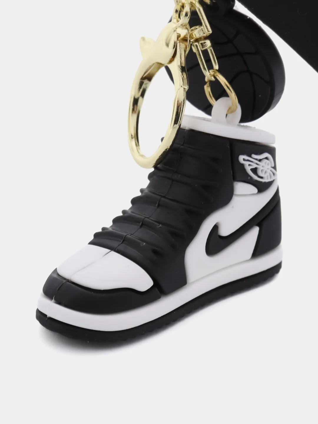 Черный брелок для ключей, кроссовок, Sneakers, черный, желтый, красный, джокер, жираф, беззубик, зебра