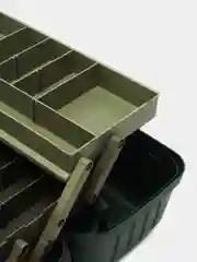 Ящик рыболовный двухполочный, зеленый, с подъемными полками