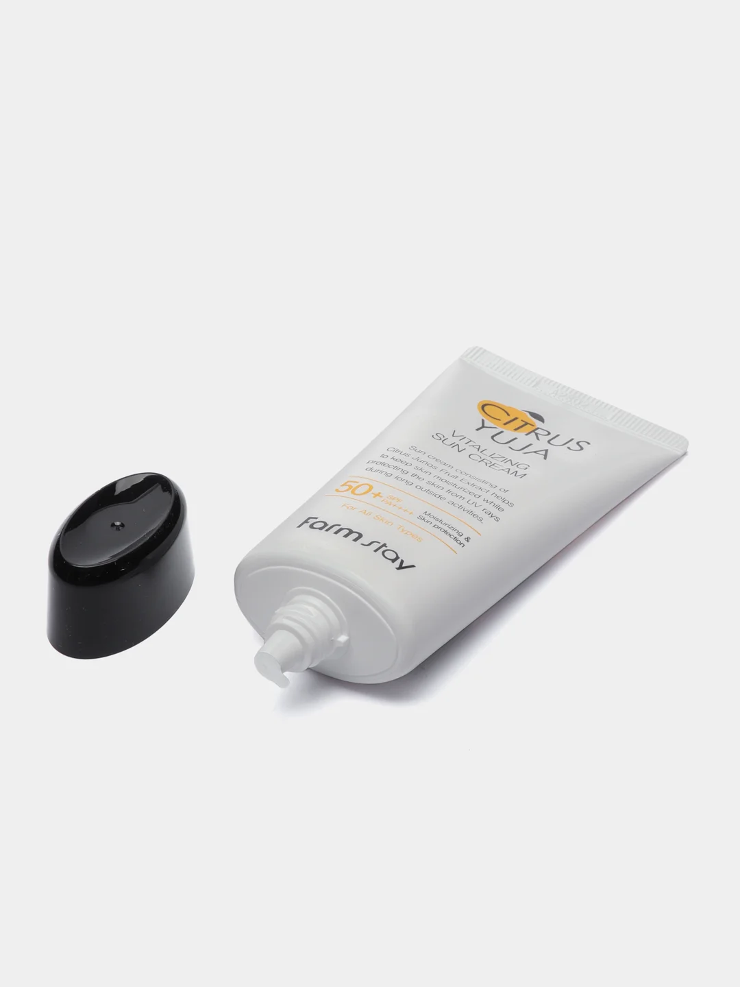 Солнцезащитный крем для лица с экстрактом юдзу Farm Stay Citrus Yuja Vitalizin SPF 50++++