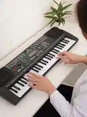 Черный синтезатор ON Basic 54 клавиши, черный