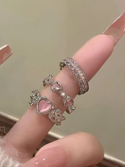 Комплект женских колец с сердечками