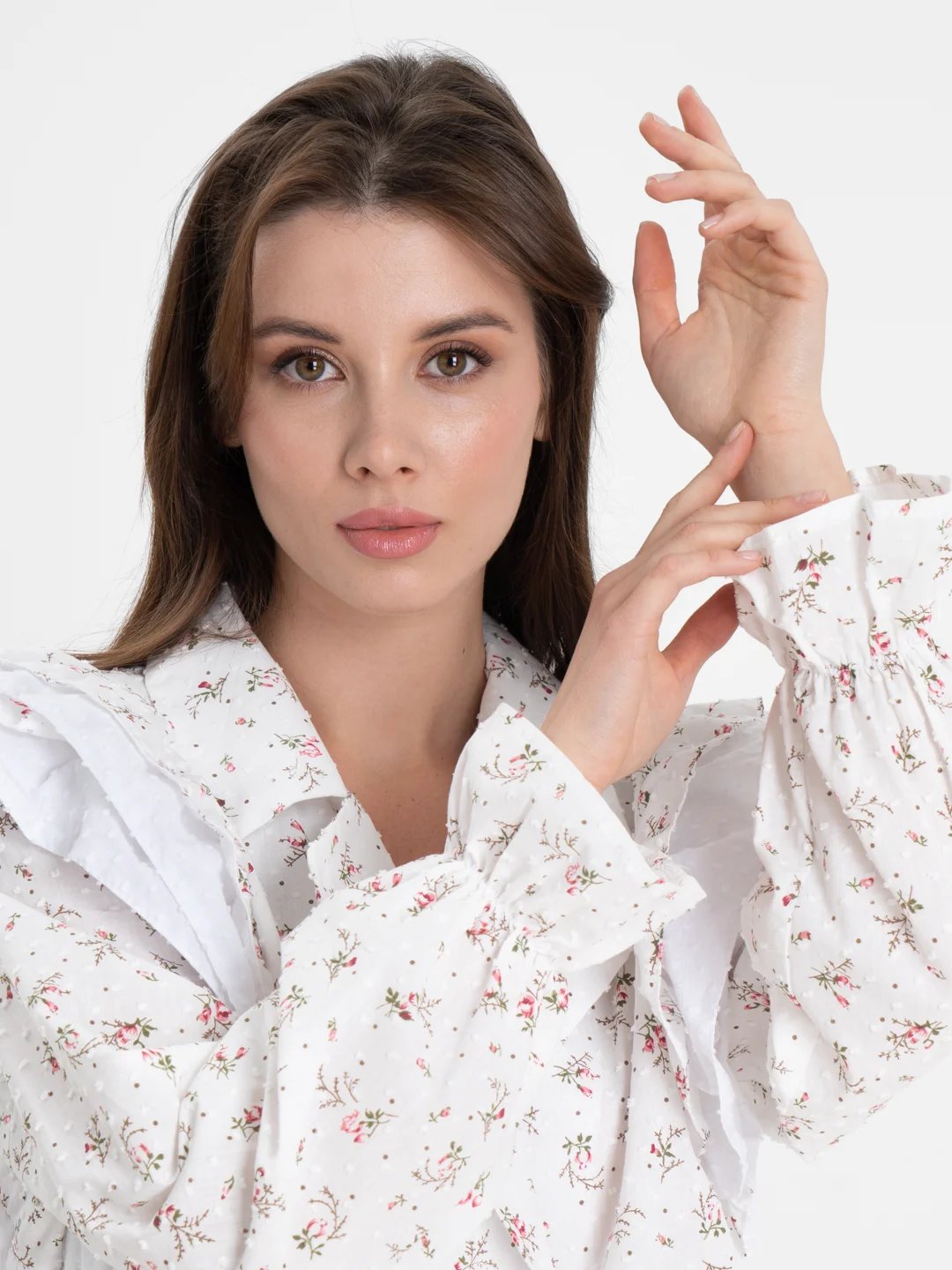 Слоновая кость костюм муслиновый женский, с шортами и рубашкой Izy Wear