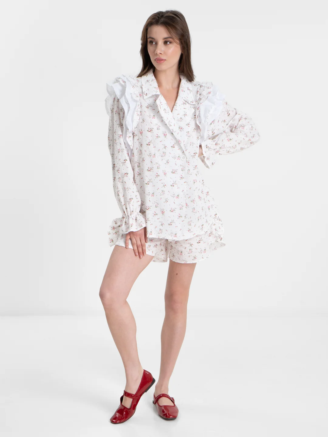 Слоновая кость костюм муслиновый женский, с шортами и рубашкой Izy Wear