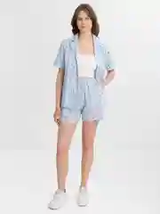 Белый костюм женский, летний: кофта и шорты